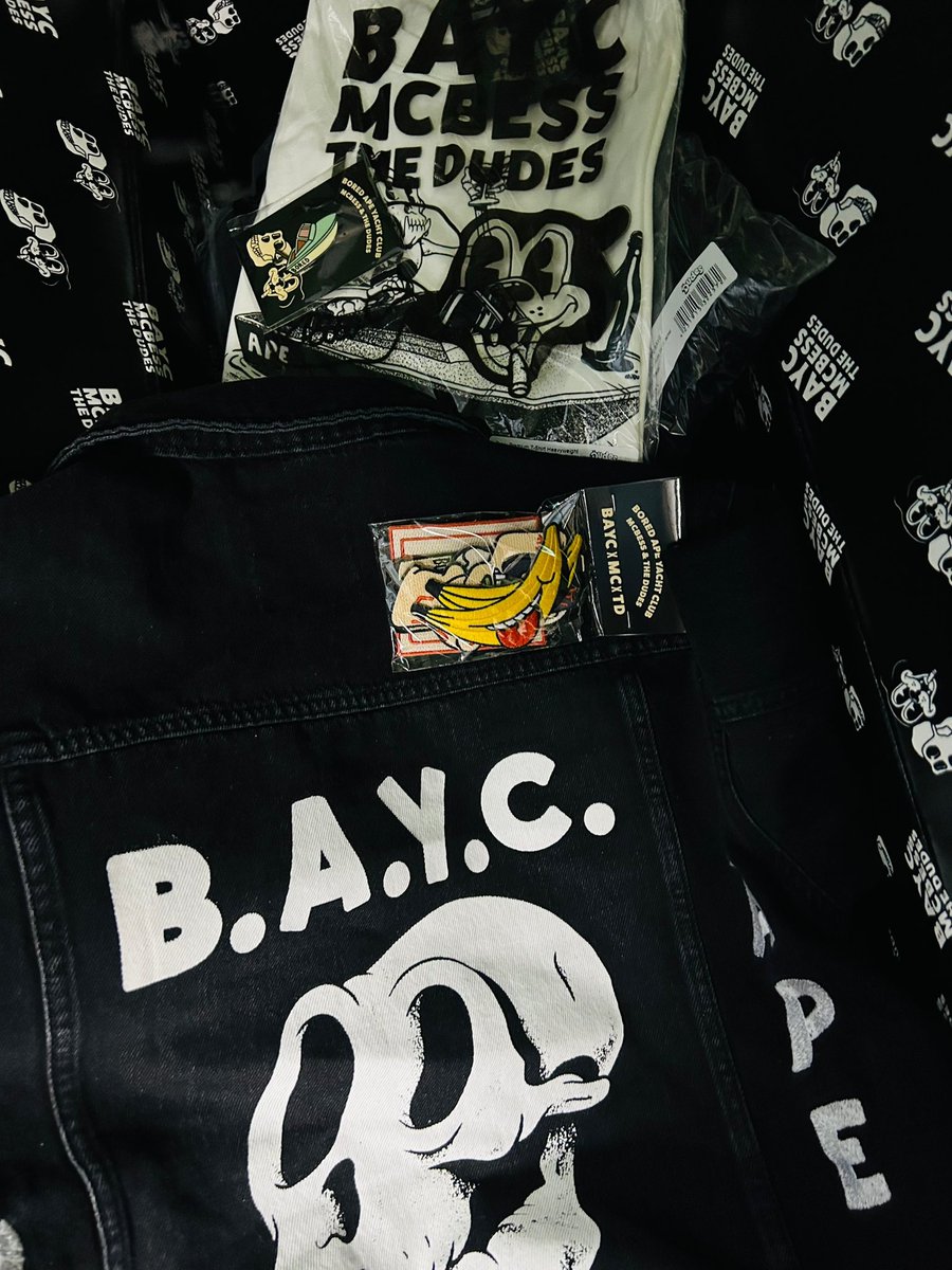 APE x MCBESS Merch in
Being <a href="/BoredApeYC/">Bored Ape Yacht Club 🍌</a> Merch collector 
Absolutely my favourite clothes