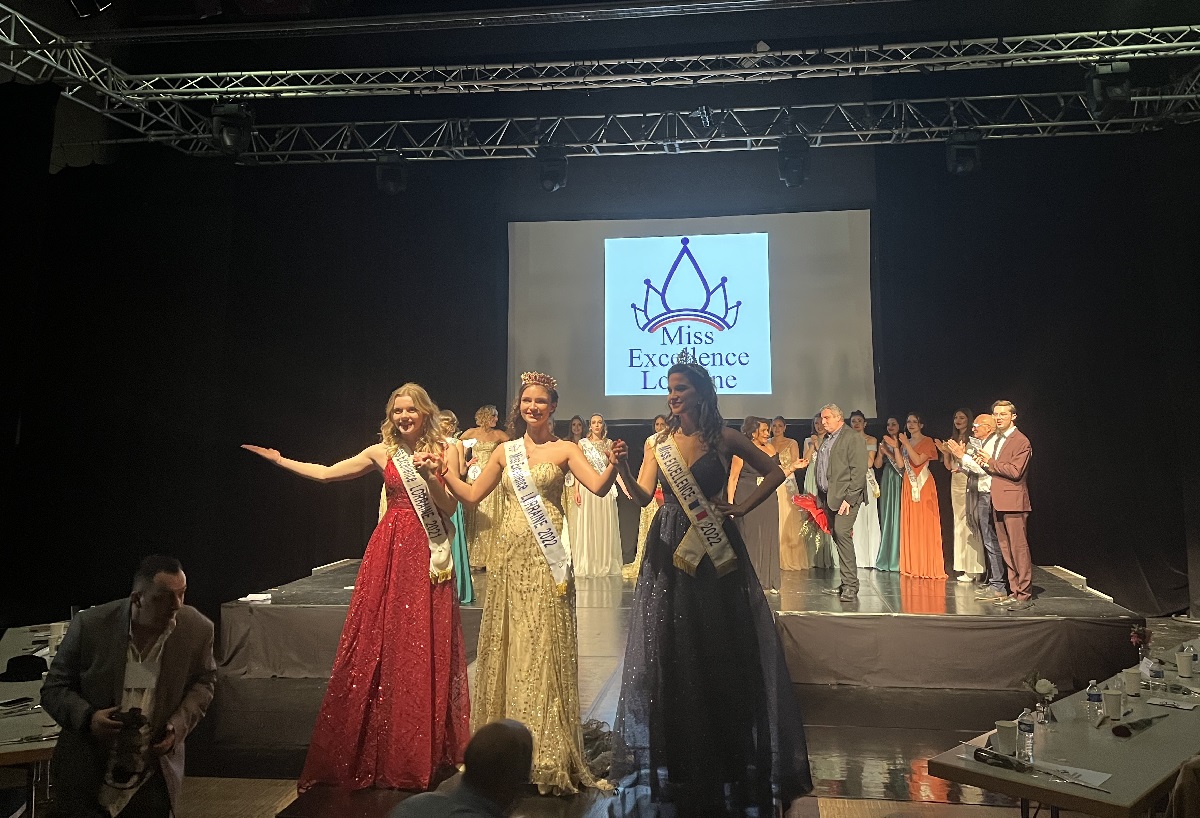 BLERadio's tweet photo. 👉Très heureux d'avoir participé et accompagné l'élection de Miss Excellence #Lorraine en tant que partenaire et membre du jury à La Galerie de #Clouange. Une très belle soirée pour mettre en valeur de jeunes femmes modernes et élégantes. https://t.co/6pcBXgwiJB