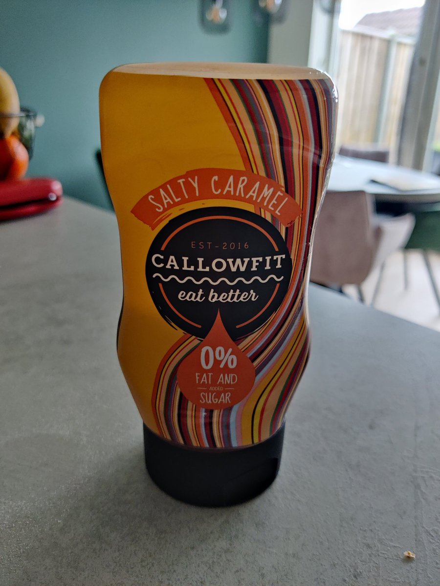Speldenkussen80's tweet photo. Had zin in een zoete lunch dus even deze heerlijke wafels gebakken met wat fijne "bewuste" ingrediënten en die saus van #callowfit is het heerlijk! Ook nog wat wafels extra voor de vriezer 🤤 #wafels https://t.co/pXG98oO57s