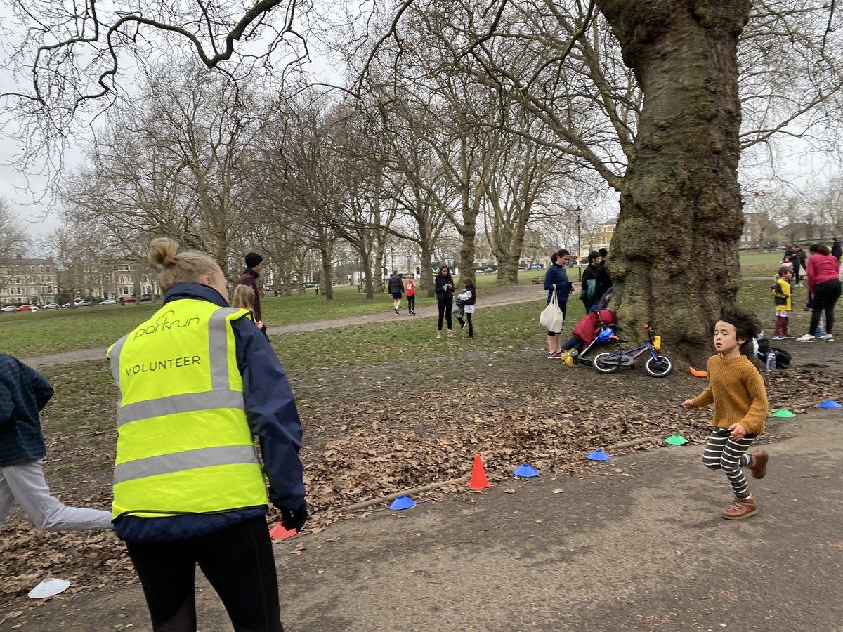 Sprint finish today at <a href="/highburyparkrun/">🏔🍓🌾 Highbury Fields parkrun</a>  ✨ #parkrun