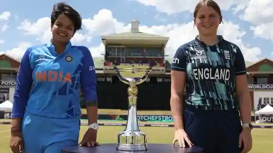 joshvikarajan's tweet photo. #INDvsENGFinalOnFanCode 
England Women Under-19s 🇬🇧 🆚
England Women Under-19s 🇮🇳

(14.1/20 ov) 53/8 https://t.co/otTcMn5tpv