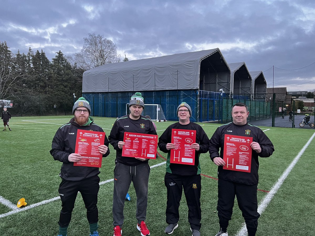 CRedmanRugbyHub's tweet image. WRU Match Day Protocols all delivered to @GirlingsJ @GirlingRfc ✅

Nice to catch up with all the coaches on Friday night to discuss plans going forward! 

@WRU_Community @DragonsHUBs @Adrian_Evs01 @Christo11590925 @AshSweet6 

#WRUIntegrity #MatchDayProtocols