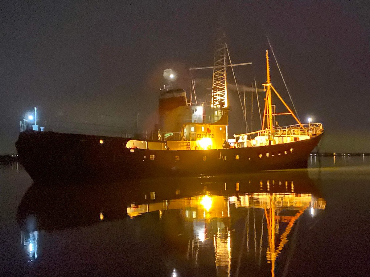 Ross Revenge on the Blackwater Estuary last night 

📷 Pete Crisp