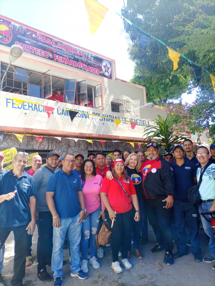 En la Casa sindical SURTEEC- FENARBOTRASEP Carabobo, se realizó la presentación de la ley especial para trabajadores y trabajadoras con discapacidad, con la participación de 220 trabajadores y 76 organizaciones sindicales. Dicha actividad la llevo la dip. Luz Coromoto Chacón