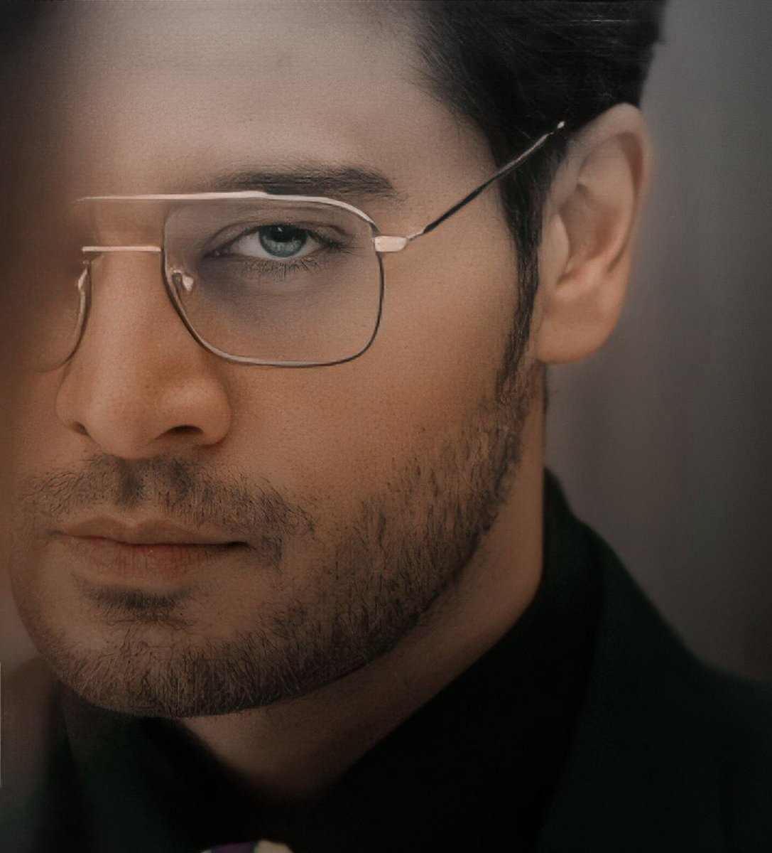ojalchanduka12's tweet photo. #GauravKhanna #AnujKapadia 
This is my favourite shot of Anuj... I know it's not a recent one but it's my latest favourite 🔥🫠 https://t.co/0JFXoE3qlD