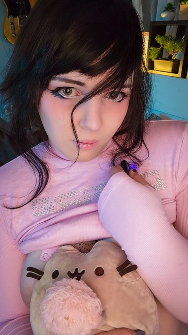 Morning sweeties 😘 You wanting a cute submissive gamer girl to keep you company? https://t.co/xJrYIvsrlQ <a href="/tag/kawaii"class="tags"><span>#kawaii</span></a><a href="/tag/foryou"class="tags"><span>#foryou</span></a><a href="/tag/gamer"class="tags"><span>#gamer</span></a><a href="/tag/nekogirl"class="tags"><span>#nekogirl</span></a><a href="/tag/waifu"class="tags"><span>#waifu</span></a><a href="/tag/onlyfans"class="tags"><span>#onlyfans</span></a>