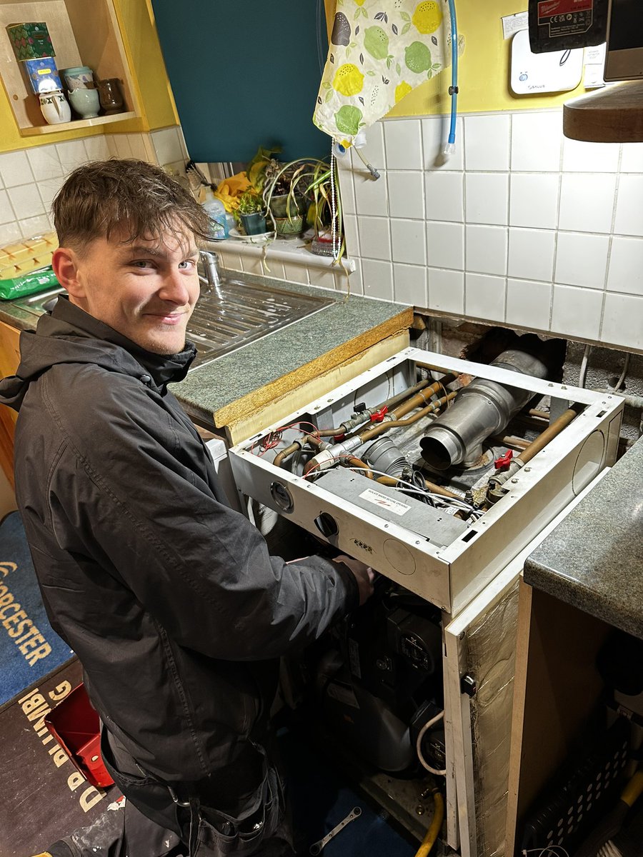A forced smile from @JC_Skillicorn on a oil boiler removal last week.