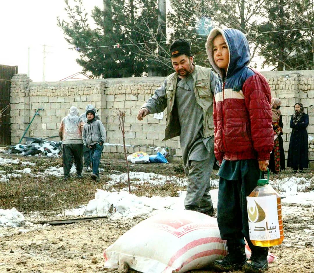 bayatfoundation's tweet photo. As part of our annual Winter Aid Drive, Bayat Foundation distributed flour, rice, and oil to 170 destitute families in Mazar Sharif. https://t.co/ELnqNq0kPj