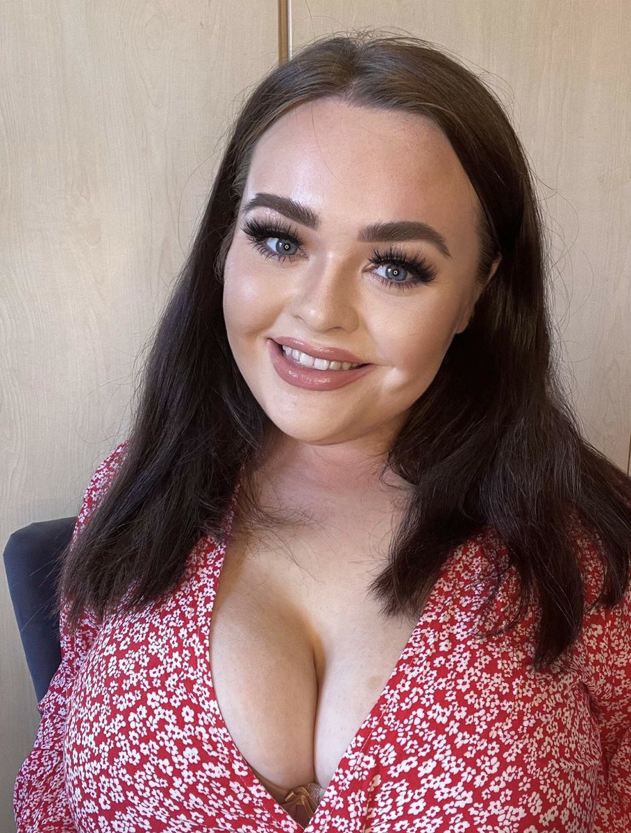 British Girls (& sometimes Irish) 🥵 tweet media