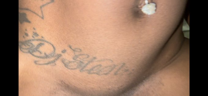 Guess who this pussy belongs too https://t.co/oAVaJ3C8Bh