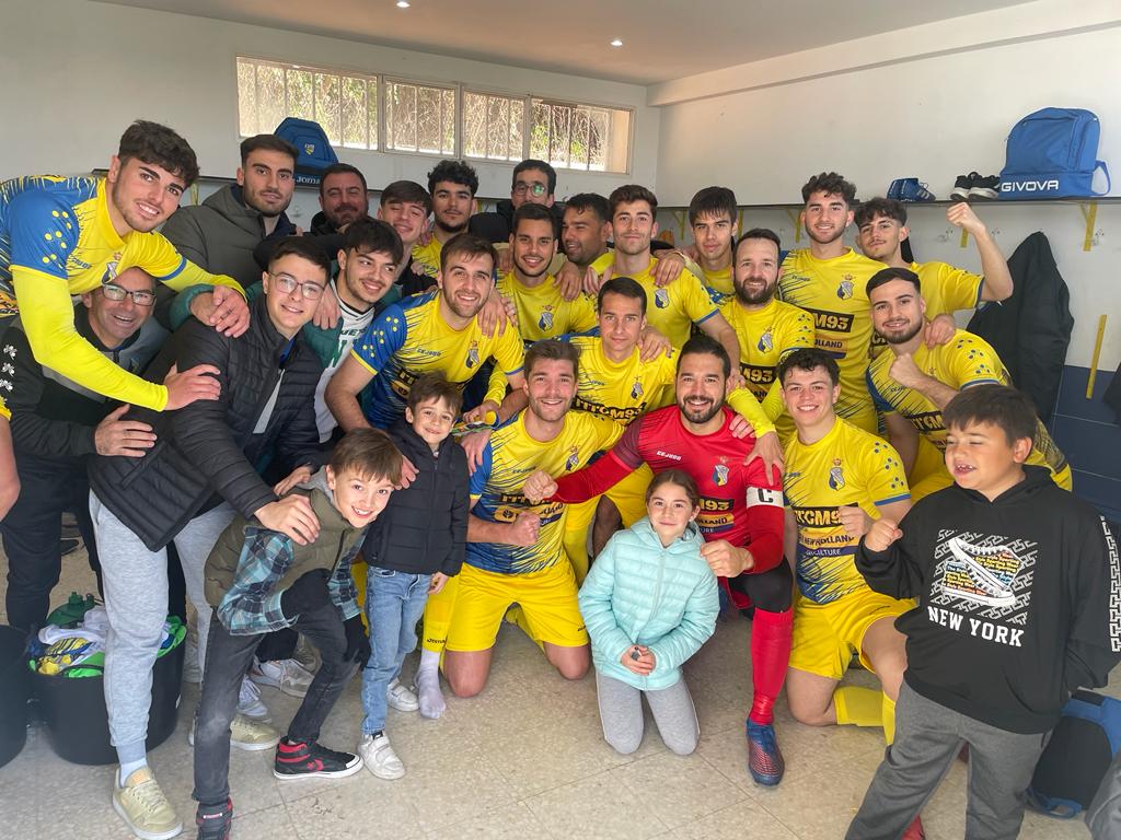 Gran partido y gran ambiente en el municipal, nuestro equipo consigue la victoria ante un muy buen rival, el Celti Puebla, que tuvo sus ocasiones y desplego buen fútbol, agradecemos a las dos aficiones que llenaron las gradas de colorido dando ejemplo de deportividad