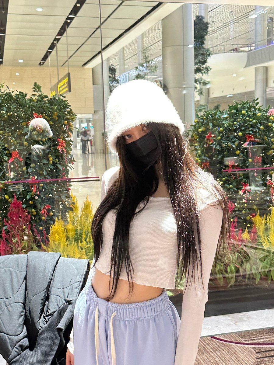 💌 tweet media