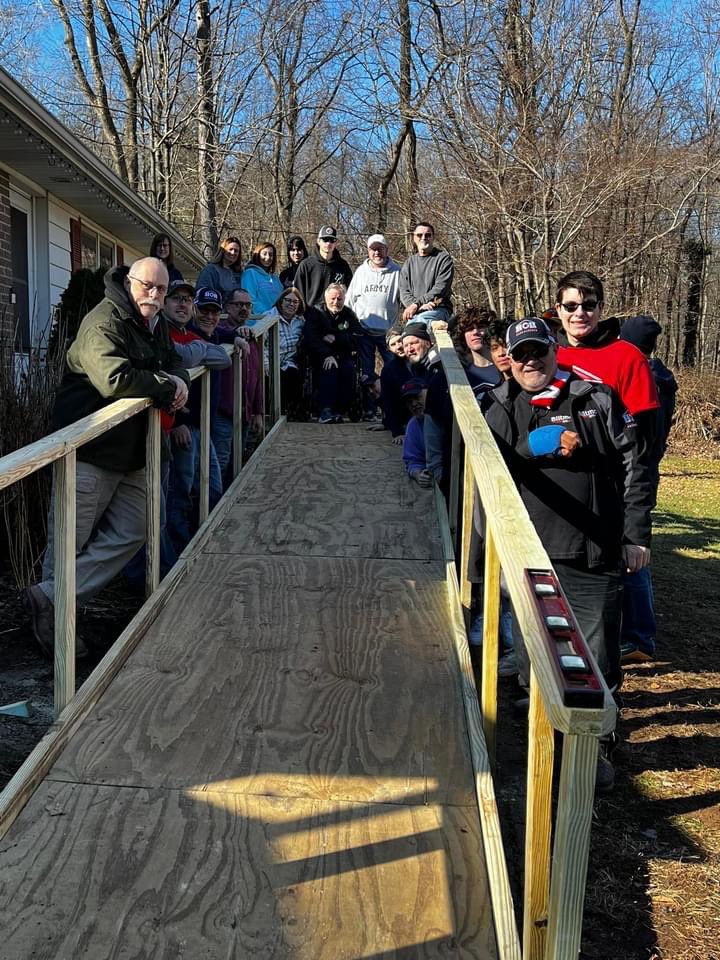 HamdenFireDept's tweet photo. Thank you @HouseofHeroesCT and HFD members for helping retired Hamden FF and veteran Paul Turner. We were able to make his house handicapped accessible as he recovers from a stroke. #brotherhood https://t.co/dtICXghjXz