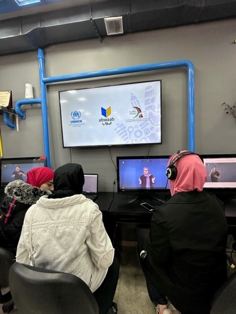 UNHCRJordan's tweet photo. 💡UNHCR &amp; @AbwaabEdu have partnered to support vulnerable refugee &amp; host community students with access to high quality education. 
📚1,000 Refugee students will have access to an online learning platform that allows them to interact with expert tutors &amp; learn at their own pace. https://t.co/tUjPgKPcnZ