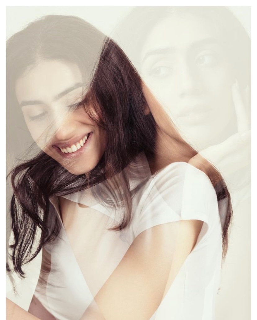 Happy and brave - Fresh Florence infuses the freshness of citrus with the vigor of woody amber base.
Discover your unique scent with Kanelle and be #ScentsationallyYou
#fragrance #Perfume #scent #moods