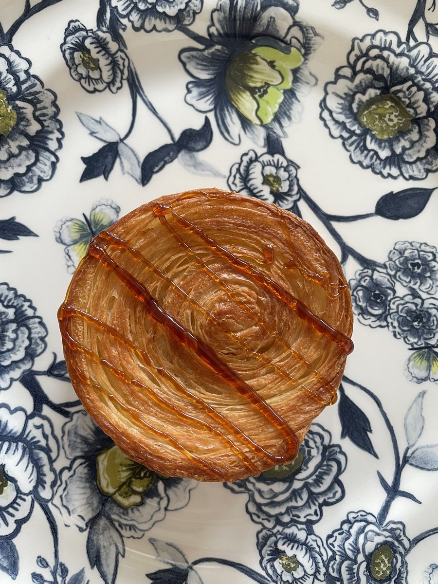 die_wejdan's tweet photo. كروسان اليوم 🥐 🍫 https://t.co/Kjwilt64Vr