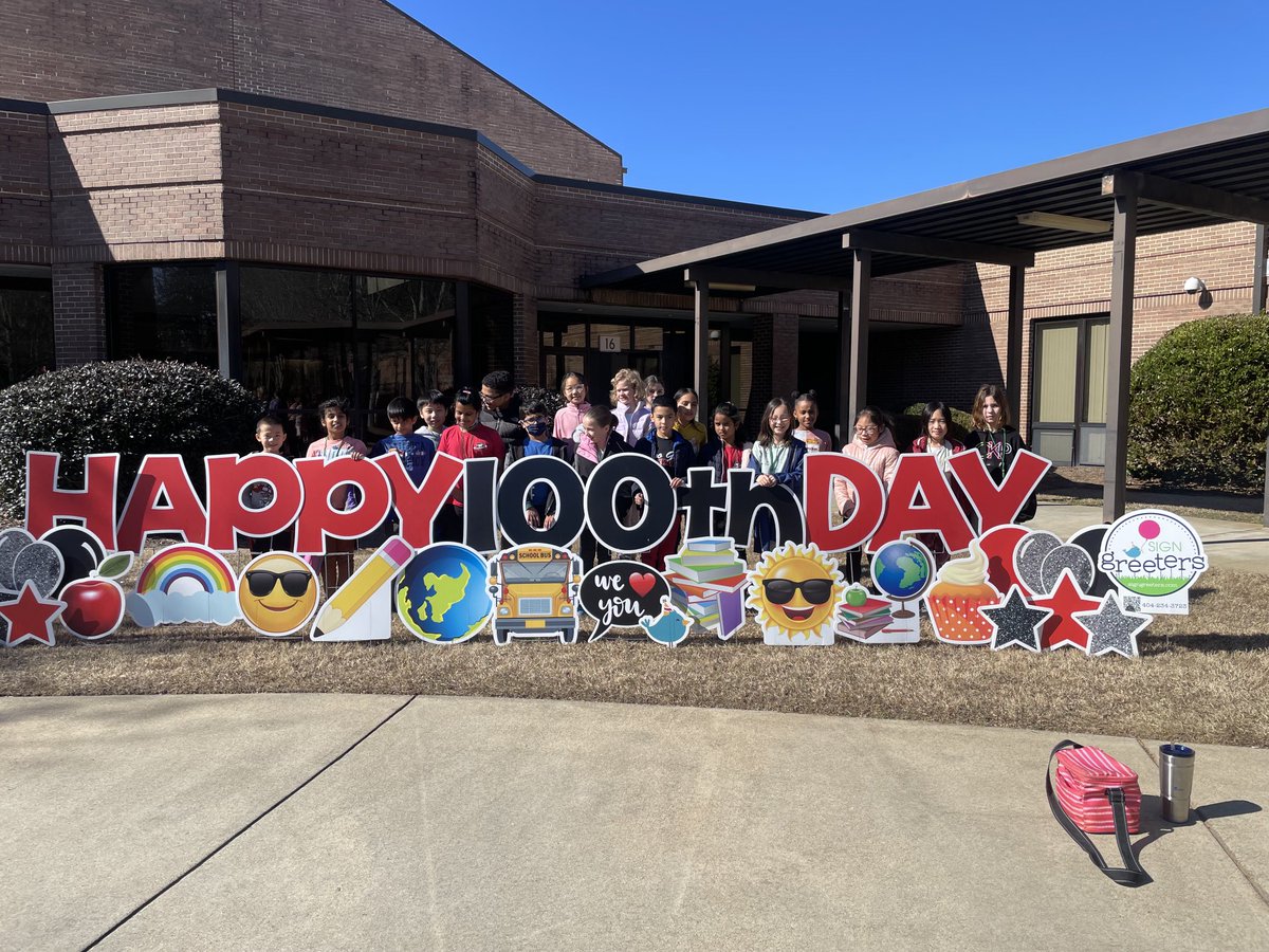 Happy 💯th Day of school!!! My sweet 3rd graders are officially 100 days smarter🤓💗#itsbetteratMedlock