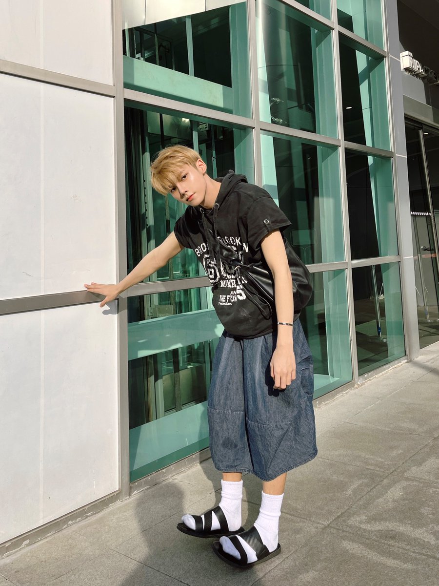21_xno's tweet photo. เท่มั้ยครับ https://t.co/W2B9vXAy3n