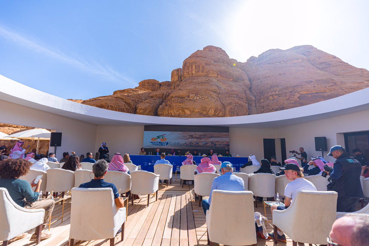 mosgovsa's tweet photo. 📸| صور من المؤتمر الصحفي لـ #طواف_السعودية2023

📸| Photos from the press conference of the #SaudiTour 2023 https://t.co/A3AilbPahR
