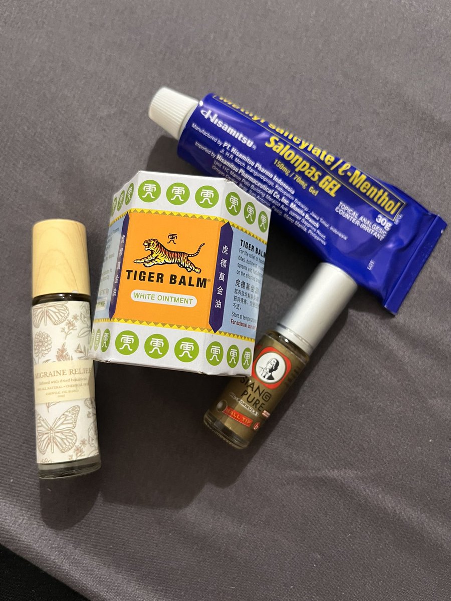 cessgairanod's tweet image. Cleaned out my duty bag... 

... kaya ko pa ba? #SignsOfAging