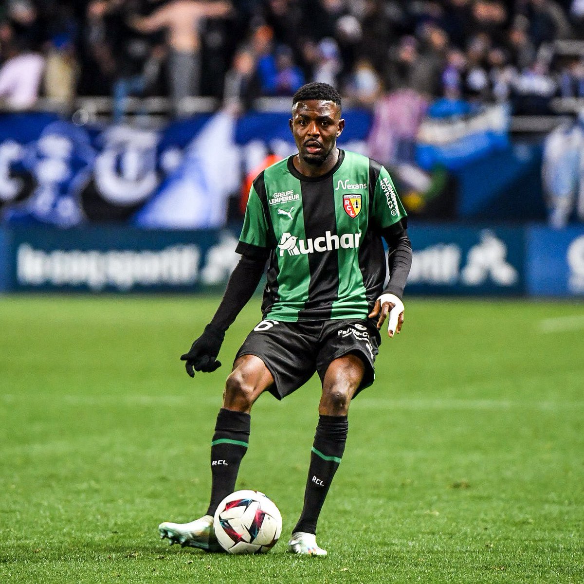 salisabdulsamed's tweet photo. Déçu de repartir sans les 3 points.
Mais on a l’opportunité de vite passer à autre chose 🔜 https://t.co/XBJ0P55Sda