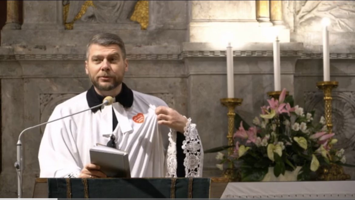LLuteranie's tweet photo. Dzisiaj wspieraliśmy Parafia Ewangelicko-Augsburska w Szopienicach i na nabożeństwie zebraliśmy dla nich 2066 zł. Tradycyjnie wspieraliśmy również WOŚP ❤️
Warto dzielić się dobrem! #wośp #szopienice #luteranie #katowice #pomagamy https://t.co/6XpyIZf1WL