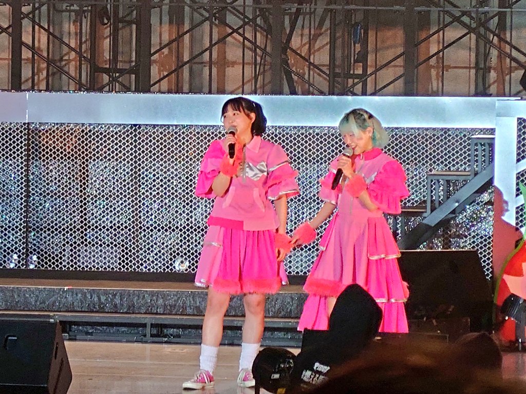 BiSH425105's tweet photo. 今日のライブめっちゃ寒かったけど、寒さを感じないくらい楽しかった♥
一人一人 歌、ダンスも演技が凄く良かったから、めっちゃ引き込まれたw

いつも応援してます🔥💪

#PIGGS  #PIGGSどうぶつえん2  #PIGGS野音への挑戦  #PIGGS野音 https://t.co/RDlbZqmGs8