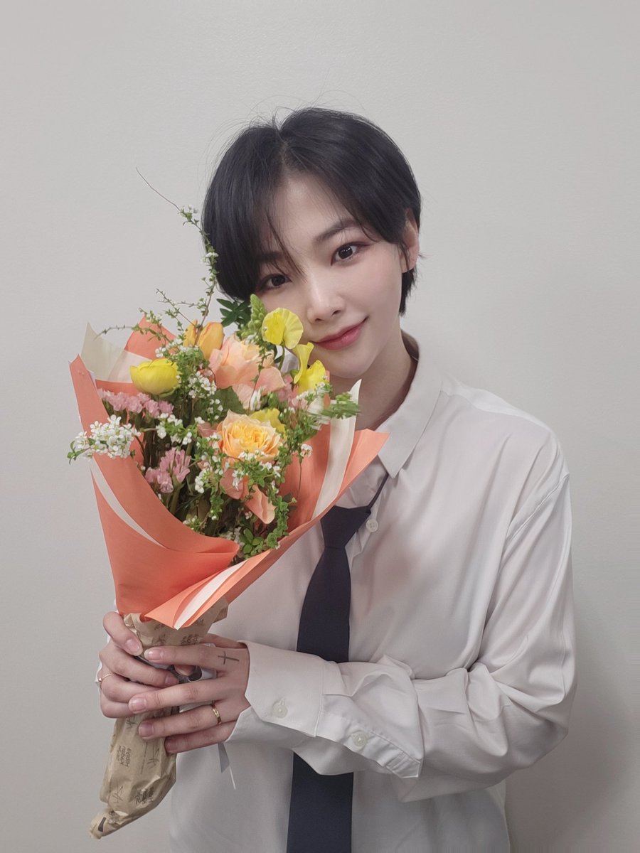 PF_Official_X's tweet photo. [#핑크판타지_예찬]

우리 어땠어요?!💐

#예찬 #YECHAN #イェチャン
#핑크판타지 #PINKFANTASY 
#ピンクファンタジー https://t.co/RdKpP22Vep