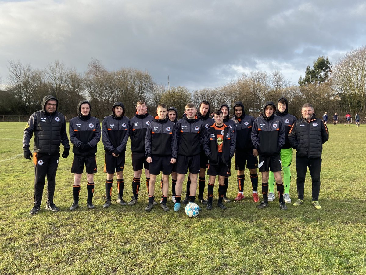 c1are100's tweet photo. Huge thanks to @GardChemicals for sponsoring our Under 18s. Your support over the years has been outstanding and we are so grateful. 
Looking fabulous in their new training kit 🧡🖤 @HCJFCOfficial @EV2Sportswear https://t.co/ZTAnXslbqB