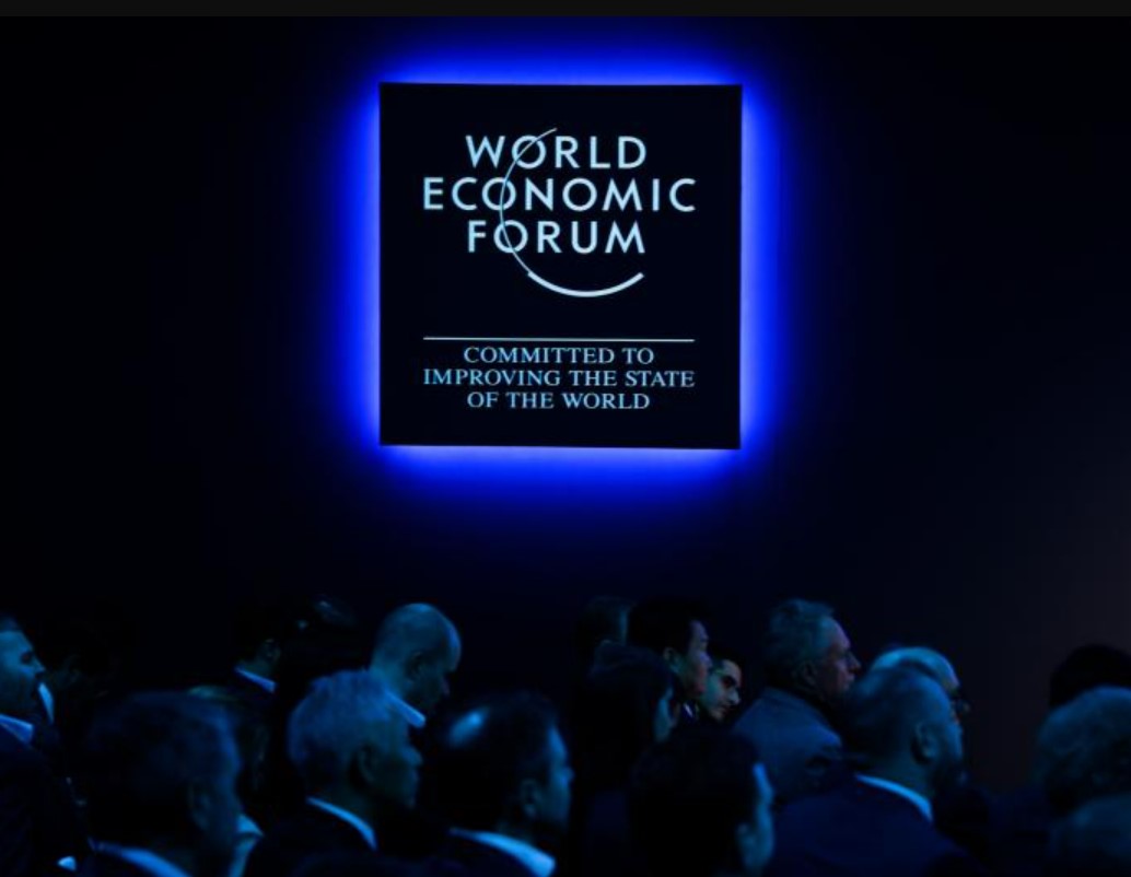 Desde Librepensadores le aconsejamos que se siente cómodamente, prepare algo para tomar porque este programa en el que desde la #filosofía #política se analizan lo que se trata en Davos, va a dar mucho que hablar y, esperemos que mucho, mucho que pensar.
ivoox.com/foro-davo-lico…