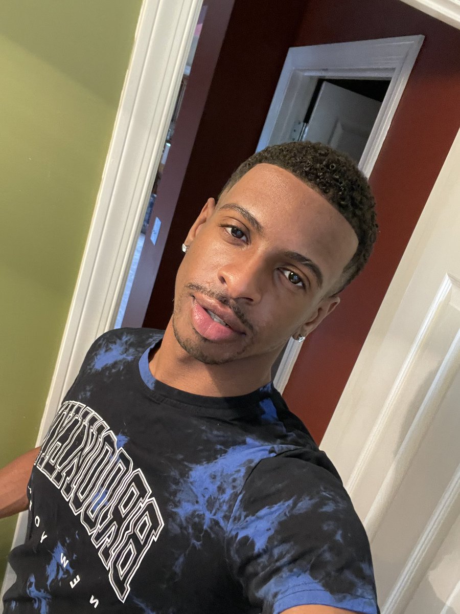 take me on a date?🥺