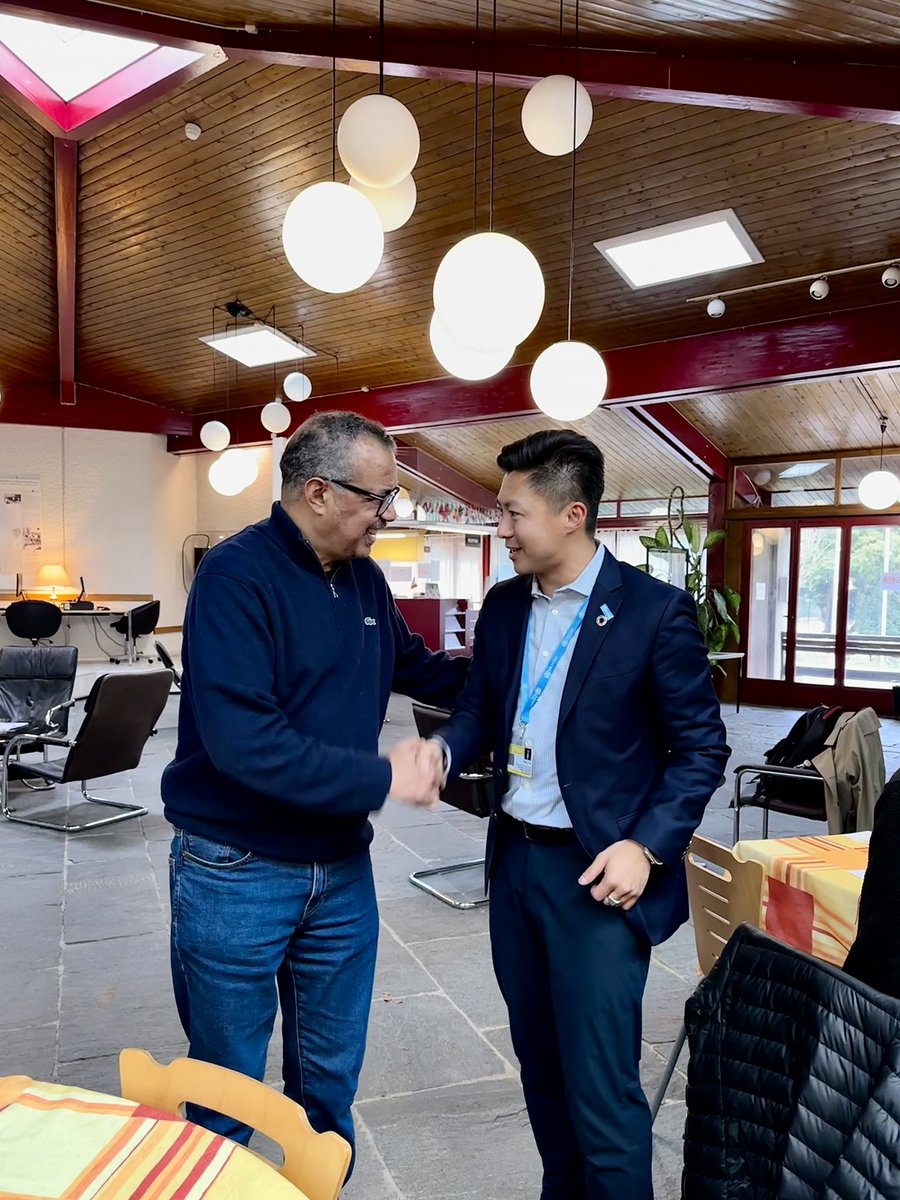 brianwong_'s tweet photo. It was a true pleasure to have @DrTedros join the #WHOYC for lunch this afternoon. Thank you, DG, for being so generous with your time and receptive to our radical ideas to achieve #HealthForAll! ๐ #Youth4Health #CheeseForAll ๐ง https://t.co/ggtb8kKSzu