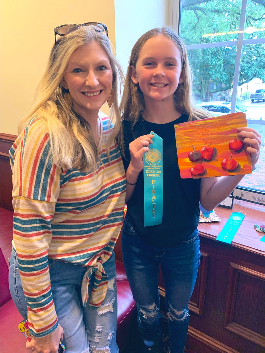 A_Yoder1's tweet photo. 100%, the best part of my job is when students see their hard work pay off and get to enjoy a moment that is all about them. 🥰 Here are a few sweet kiddos that represented ESE at the Humble ISD Rodeo Art Show. @HumbleISD_ESE @VisualArtHumble https://t.co/uxtBwABSKZ