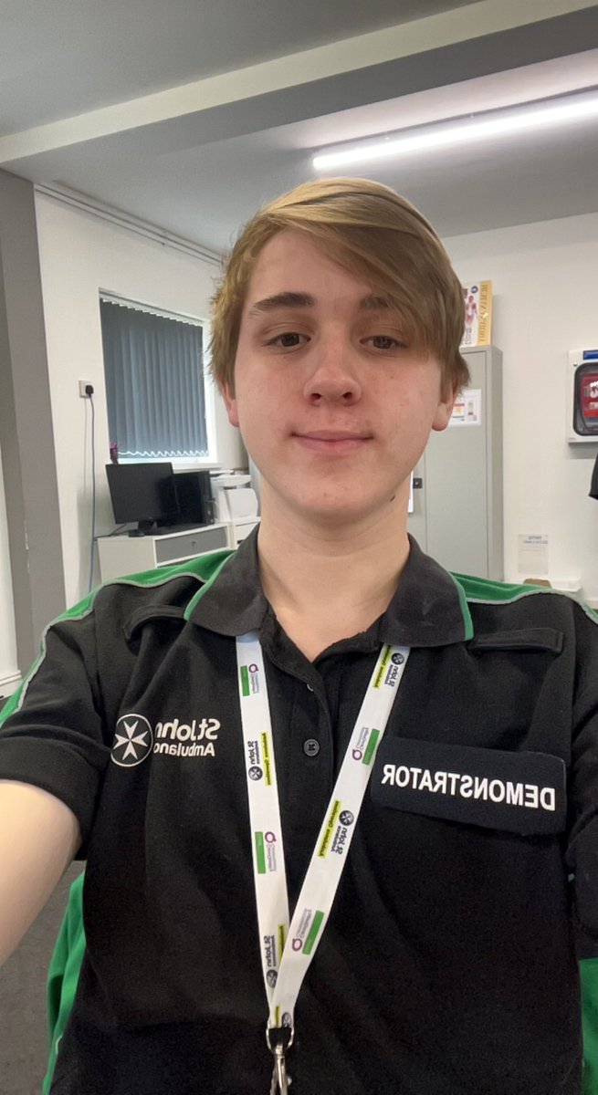 Elliot Knight tweet media