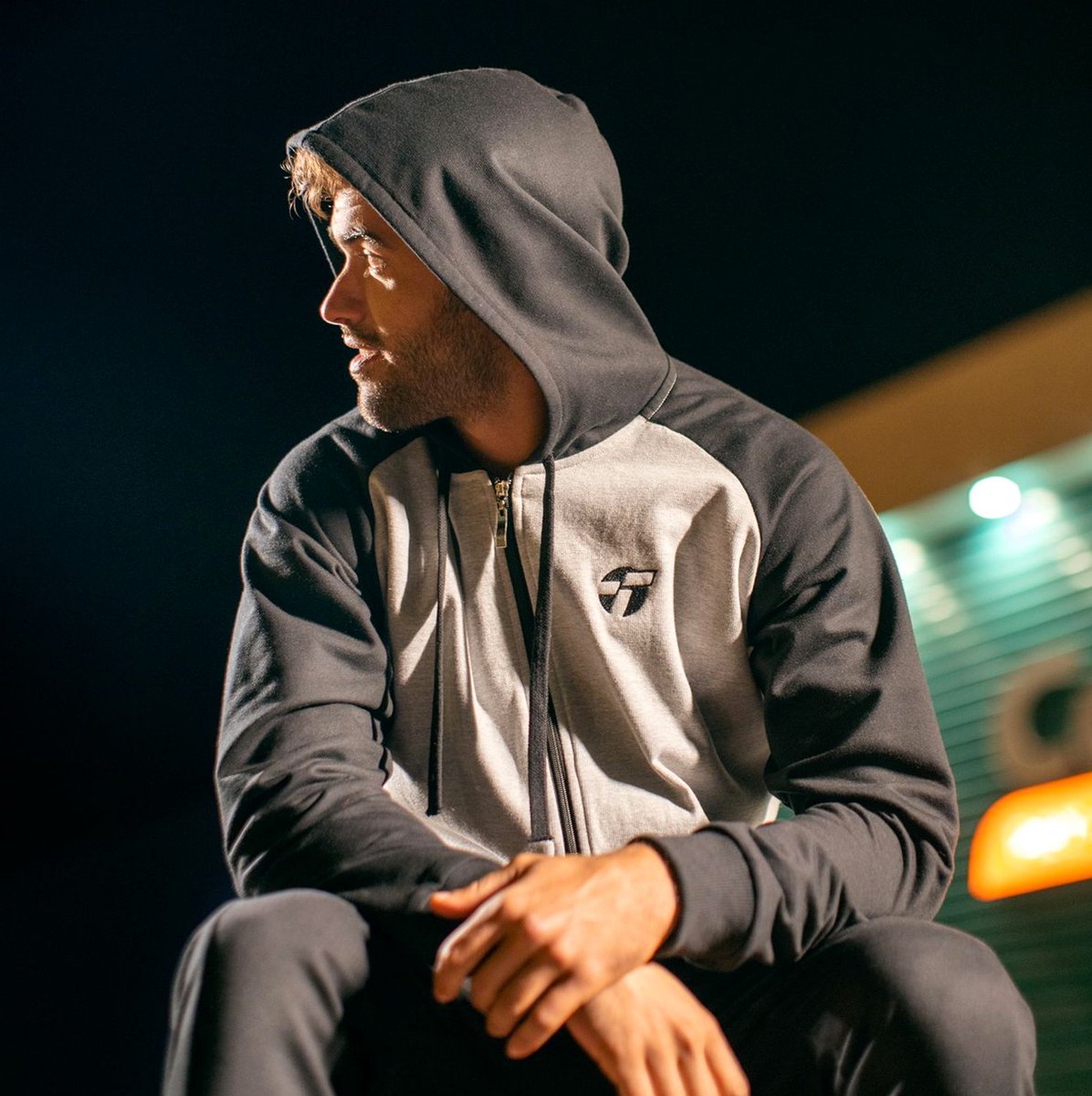 TopperBrasil's tweet image. O conforto que sua rotina exige! 

Moletom com capuz e logo Topper bordado, para quem leva no peito a essência do boleiro.   

Garanta já o seu! 

#ÉTopper #Topper #moletom