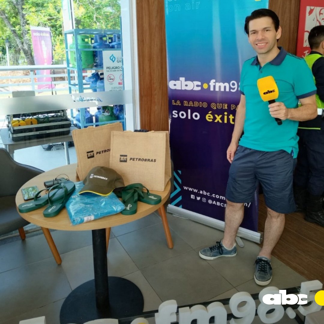 Romance985's tweet photo. ON AIR | ☀️ #Verano98🎧 desde San Bernardino con @JorGaleano.
¡Prendete pues!
#ABCFM985, solo éxitos 🎧
📱https://t.co/ZH6HDzQAie https://t.co/pHUd2VS5SW