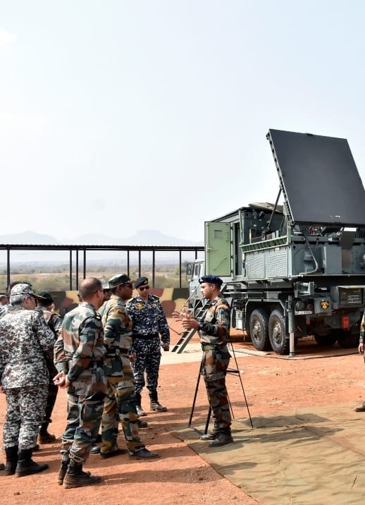 artrac_ia's tweet photo. #ExTOPCHI
The event highlighted the impressive capability demonstration of indigenously manufactured Artillery Guns, Rockets and Surveillance equipment
#SchoolofArtillery
#AatmnirbharBharat
#ARTRAC
@adgpi https://t.co/q3m8i2Lo5m
