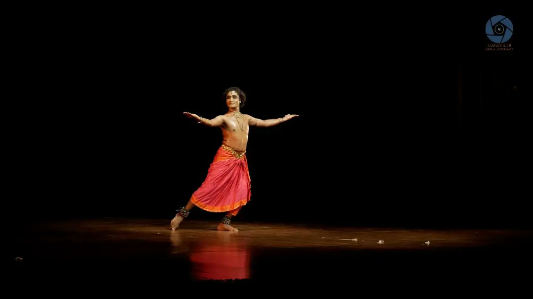 AurovilleMedia's tweet image. Kuchipudi dance workshop at Bharat Nivas.
@BharatNivas

#auroville #aurovillepondicherry #unitypavilion #kuchipudi #kuchipididance #kuchipudidancer #dancer