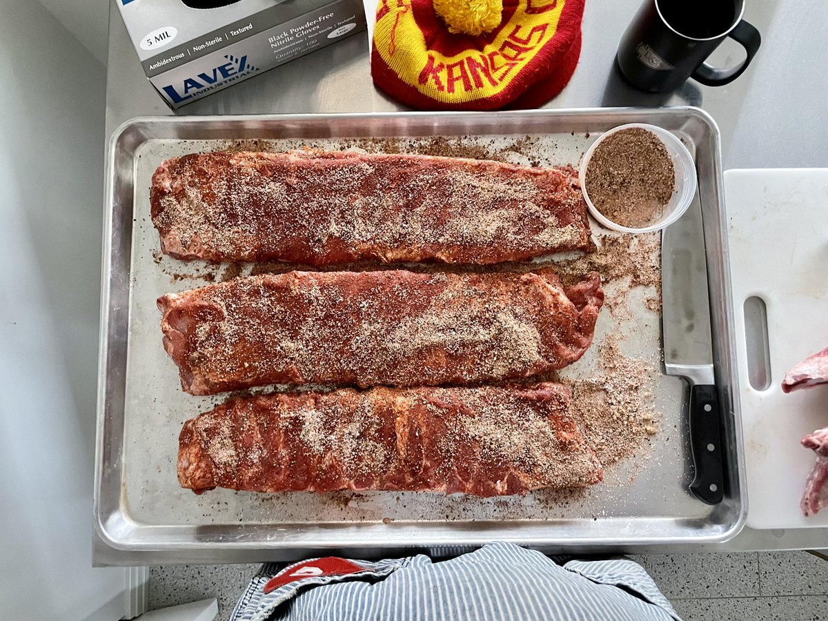 AFC Championship GameDay mornin’ ❤️💛❤️#chiefskingdom #livecoals