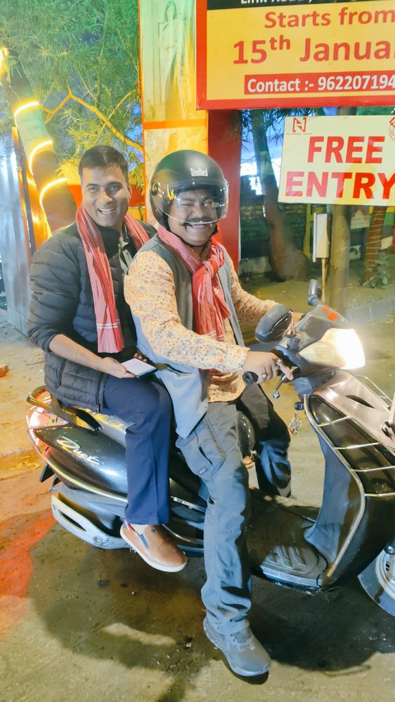 Ranjeetjs's tweet photo. Enjoyed #Free_Entry with @journorajeshk Ji and others at a memorable Gathering of friends ...
😇 https://t.co/luiXP99hp8