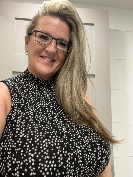 ❤️Come see me 800 pictures and sextape . Promo subscribe 29,99 for 3 months and have one free sextape