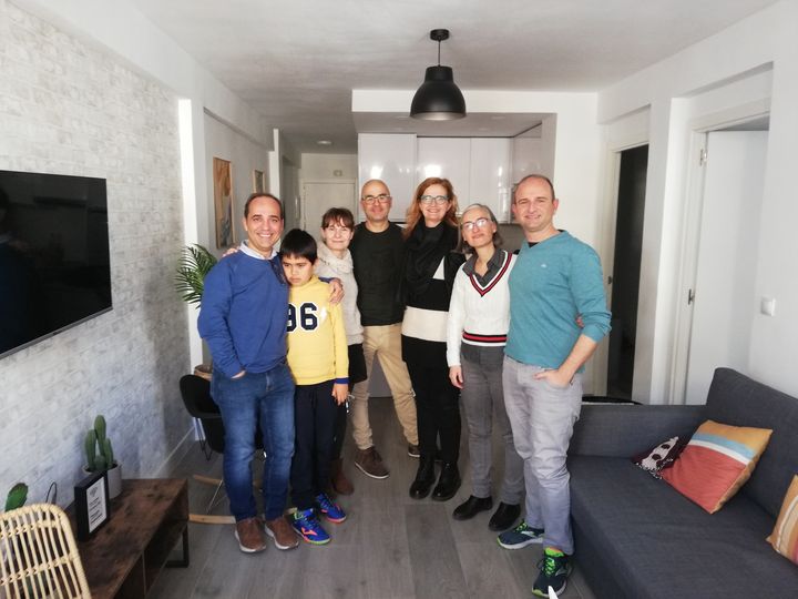 El equipo de la Vocalía AEPECT Solidaria se ha reunido en Málaga para trabajar en los microproyectos y la sensibilización. También nos reunimos con Juan José Hoyos, presidente de INDI, para renovar el convenio entre INDI y AEPECT SOLIDARIA, destacando el trabajo de Lydia Mayser.