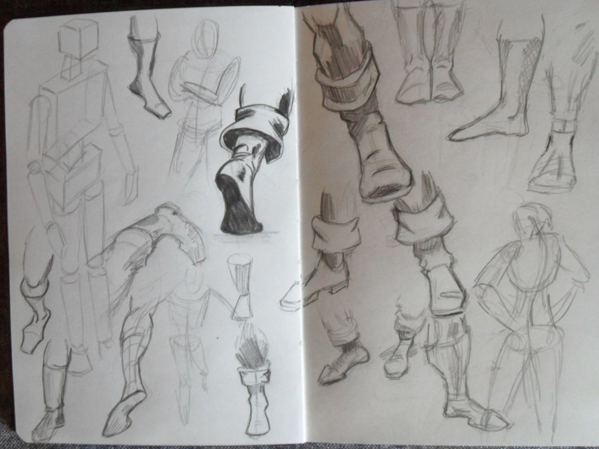 Malivet's tweet photo. Heute: Füsse. Oder besser: Stiefel^^ Referenzen sind alle aus dem Zeichenbuch "How to Draw Comics- The Marvel Way" https://t.co/vAVHDEKWjp