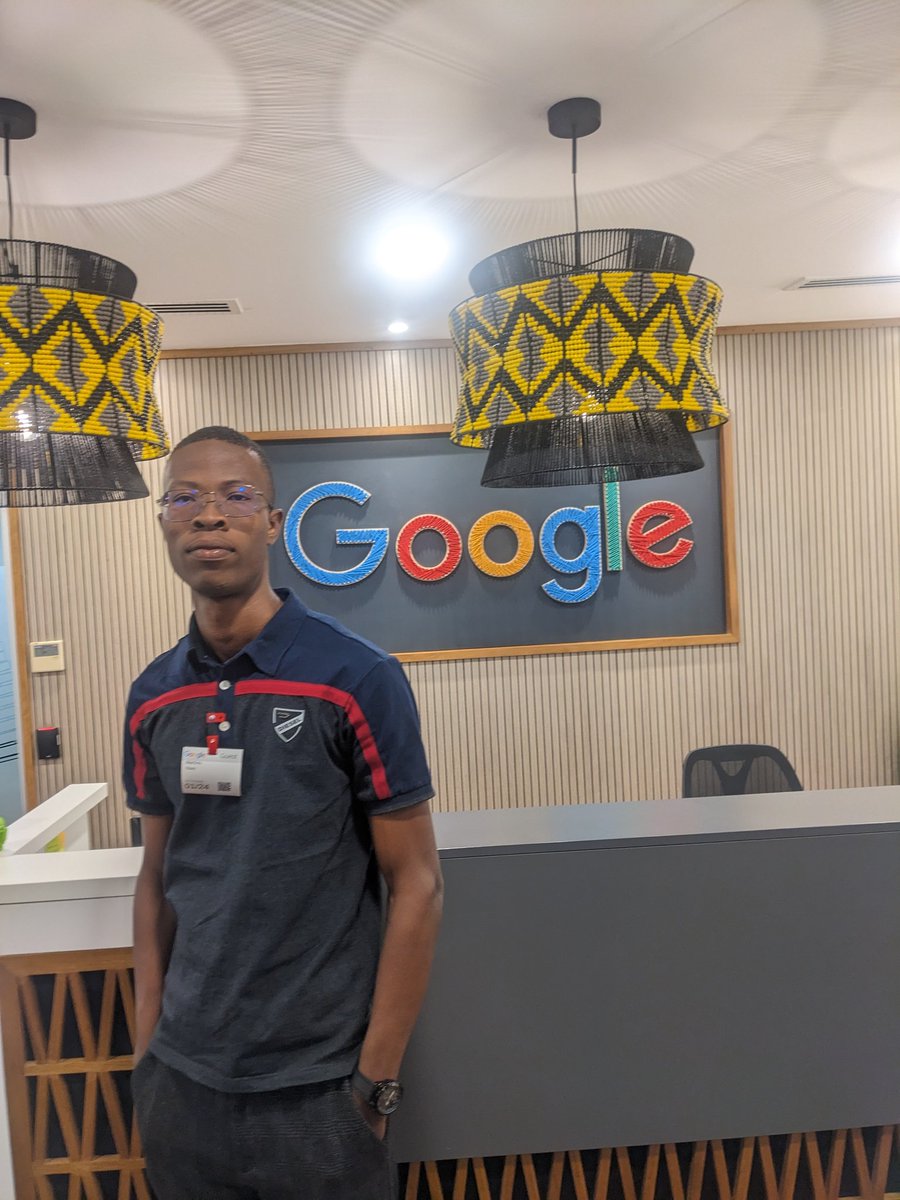 martinoyovo's tweet image. Feel so lucky to have attended #FlutterForward in Kenya. 
Got the chance to #volunteer, met a lot of #experts and made new friends. Visited also @googlekenya thanks to @DeniseAllela. Many thanks to organizers and everyone who made this possible. 
Let's make #Flutter great again💙