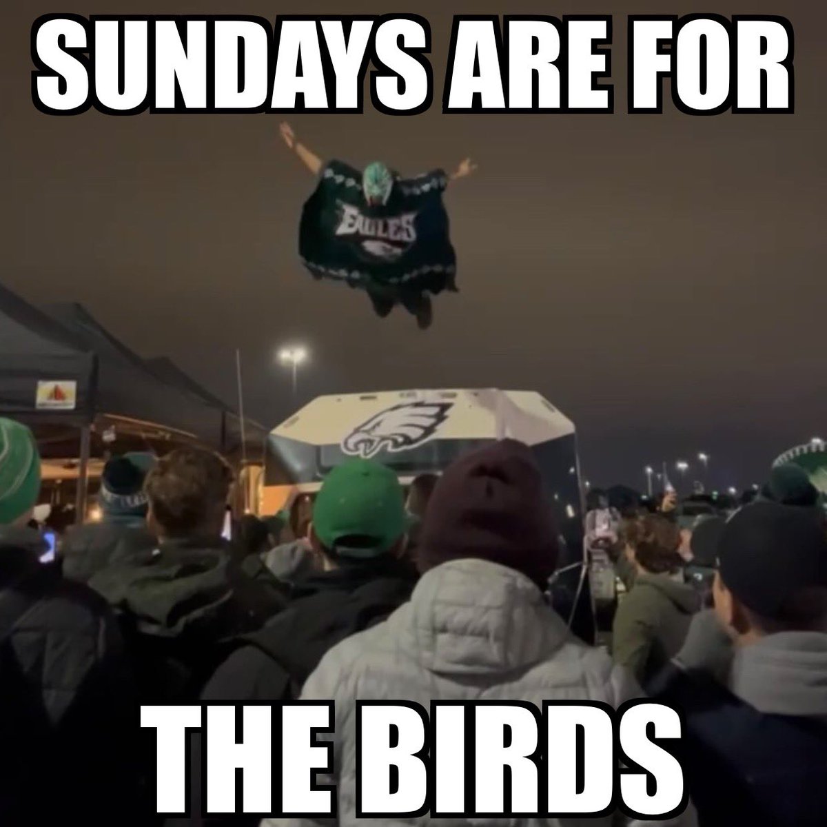 BarstoolPhilly's tweet photo. #FlyEaglesFly https://t.co/0DYPzzUfdj