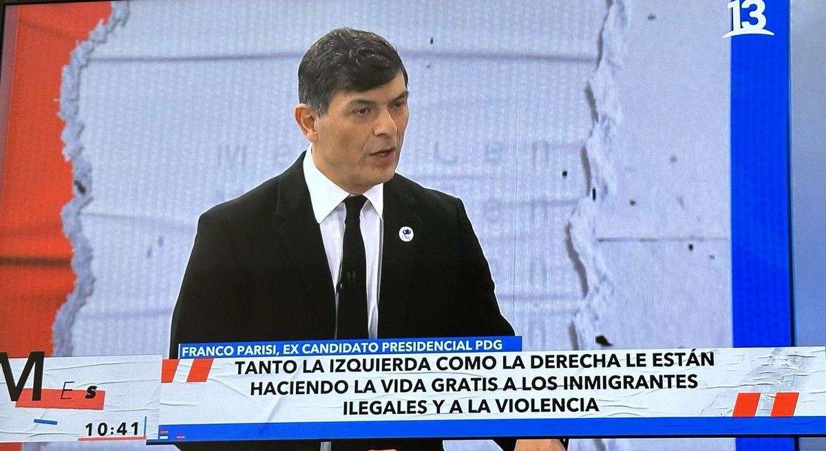 En las ferias siempre aparece alguien que habla bonito, rápido, juega con tu cerebro y se va. Mientras intentabas analizar el contexto, te hace mirar siempre el monito.
Ver a Franco Parisi en #MesaCentral es mirar el  "Pepito paga Doble".
Sí, yo creo que #FrancoEsPepitoPagaDoble
