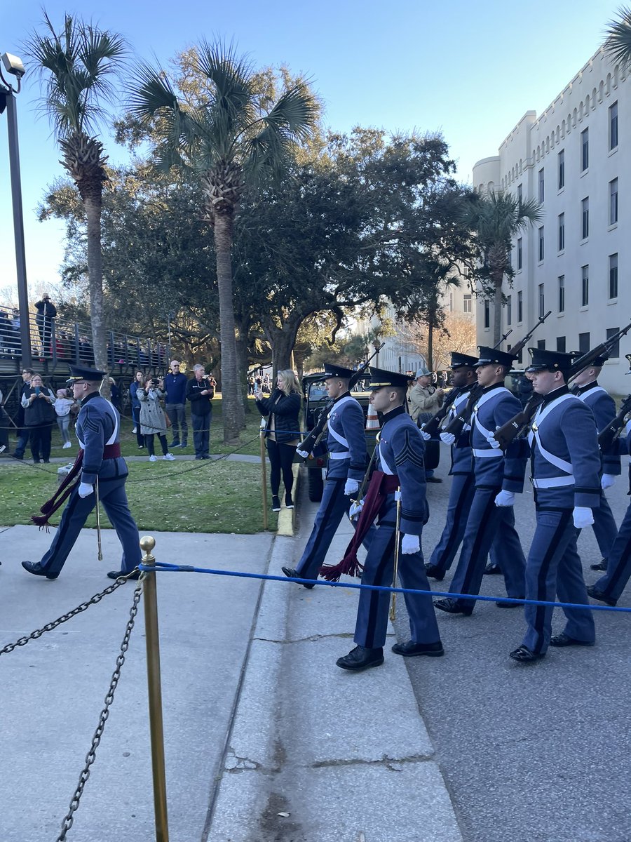 thedanaw's tweet image. I’m a proud bulldog mama💙 #DeansList #Fall22 #ClassOf2026 To God be all the glory 🙏🏽