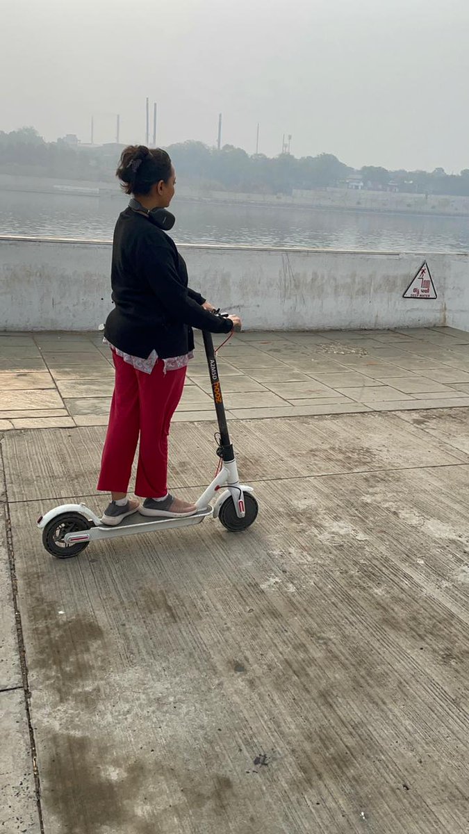 __khadija___'s tweet photo. Was delightful to ride and promote bhavnagri's product #nopaidpromotion but if u @itisrutvij want I can.... Thank you for this #riverfront https://t.co/apv5JIzdsz
