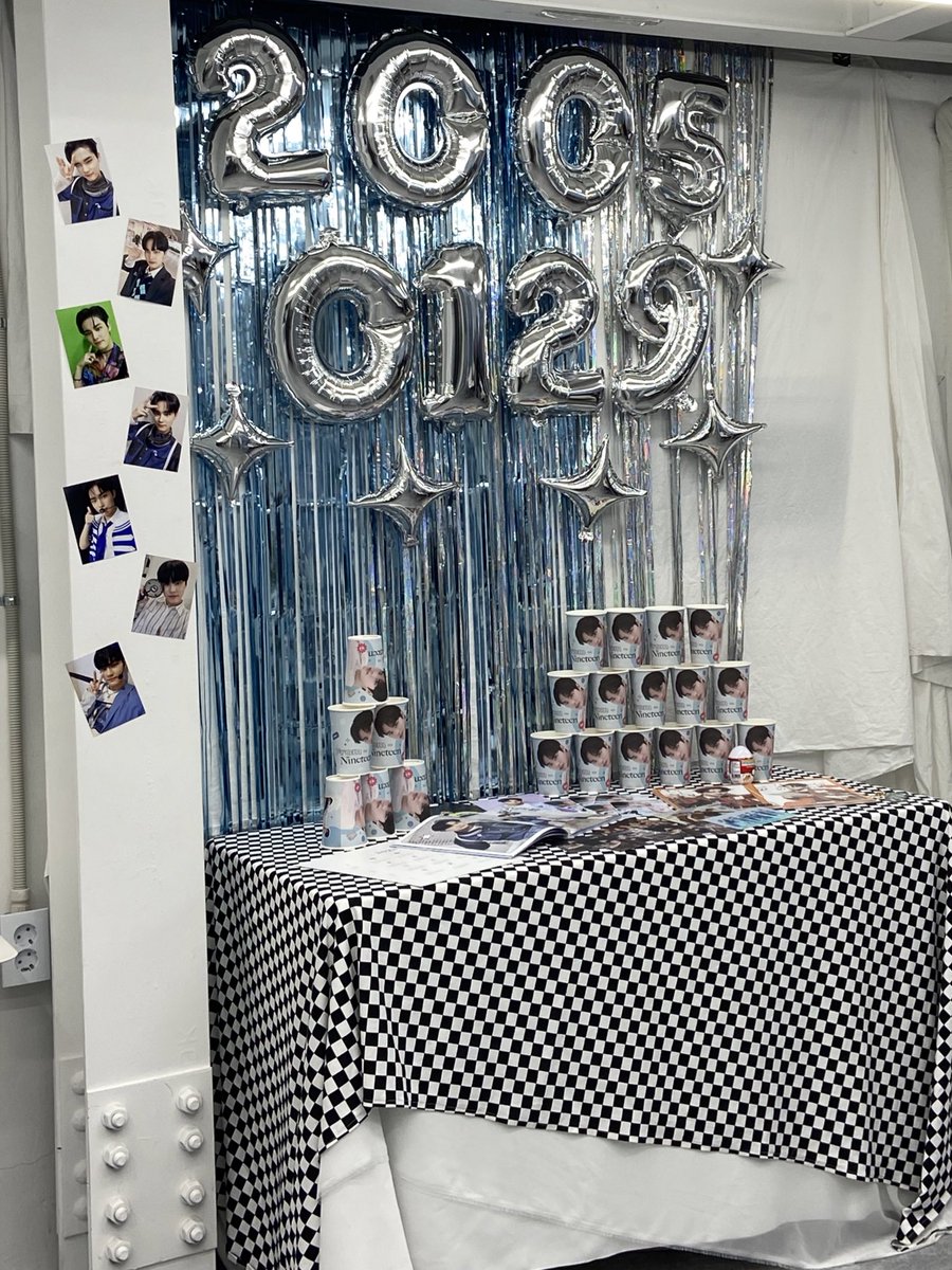 sabokkk_'s tweet photo. 생일축하해요 여정 군~^^//
#fromnineteen
#열아홉의여정 https://t.co/Bq5SlATVCI