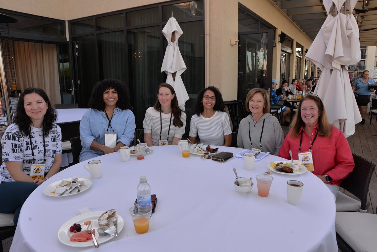 NACDA's tweet image. A ✨beautiful✨ morning for Spouse/Partner Networking
These strong women have seen a lot in college athletics 💛 Grateful for the journey that brings us all together
#MidWinter23